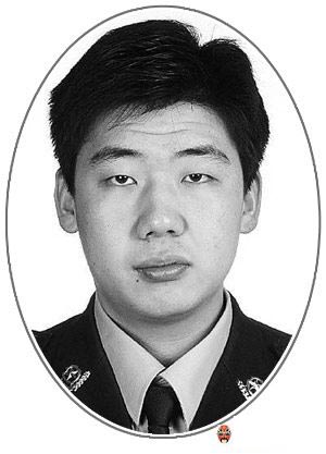 李弦