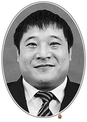 何旭峰