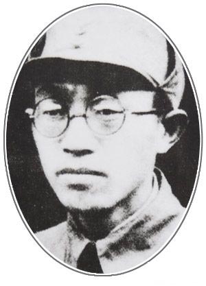 黄克诚